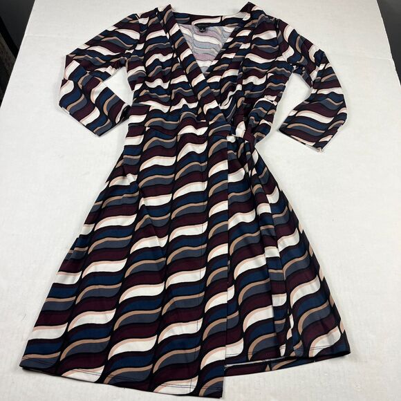 Ann Taylor Dresses & Skirts - Ann Taylor Wrap Dress Size 0 Retro Chic Wave Print 3/4 Sleeve Stretch Boho